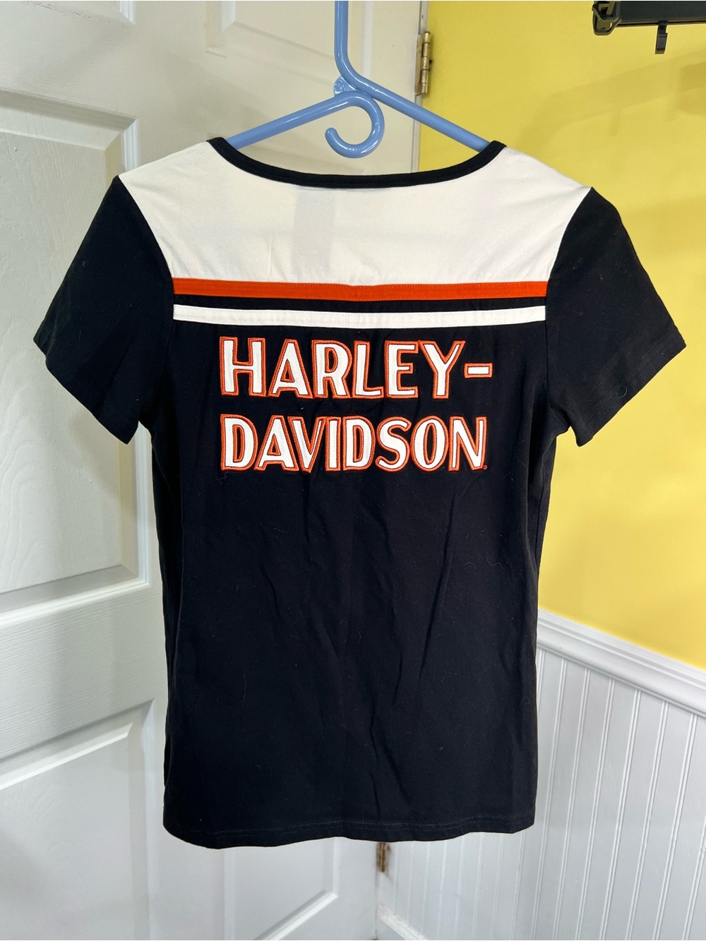 Harley-Davidson Black Short-Sleeve Zip V-Neck Tee with White & Orange Accents - Picture 3 of 3
